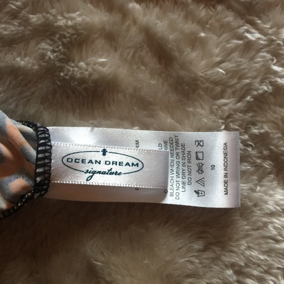 Ocean Dream Signature Underwire Tankini Top - Picture 12 of 13